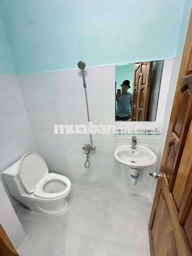 NHÀ ĐẸP [ 4 x 17] 3 lầu sân thượng(5PN,5WC) ,KHU GÒ XOÀI ,BÌNH TÂN