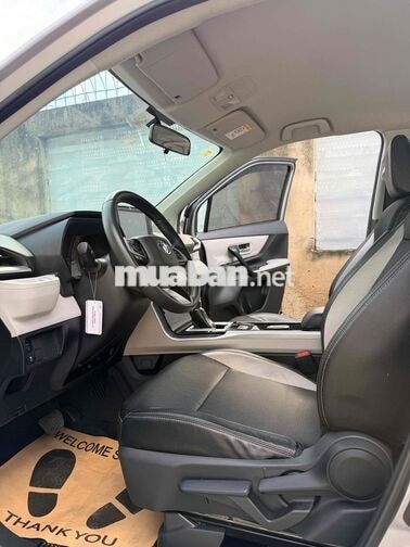 Toyota Veloz Cross 1.5 Tự động 7 chỗ sx 2024