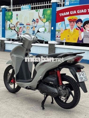 Honda Vision Cá tính