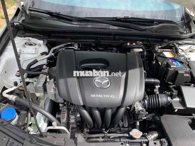 Mazda Mazda 3 Luxury 2025 Trắng 38006 km