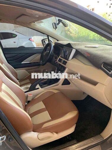 Mitsubishi Xpander 7 chỗ Số tự động Nâu