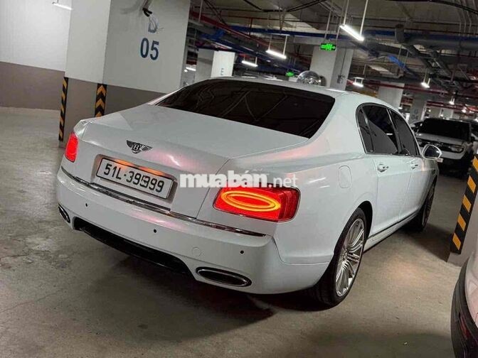 Bentley Continental Flying Spur 2015Trắng Tự động