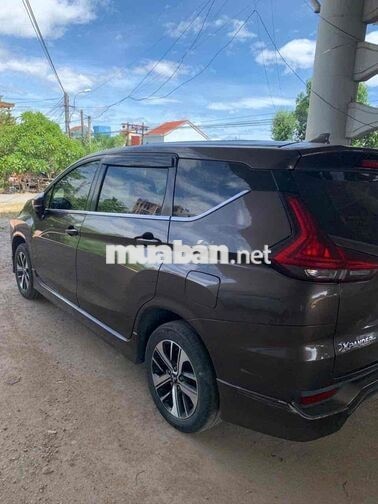 Mitsubishi Xpander 7 chỗ Số tự động Nâu