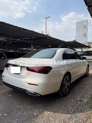 Mercedes-Benz E180 2021 Trắng 8 vạn