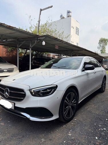 Mercedes-Benz E180 2021 Trắng 8 vạn