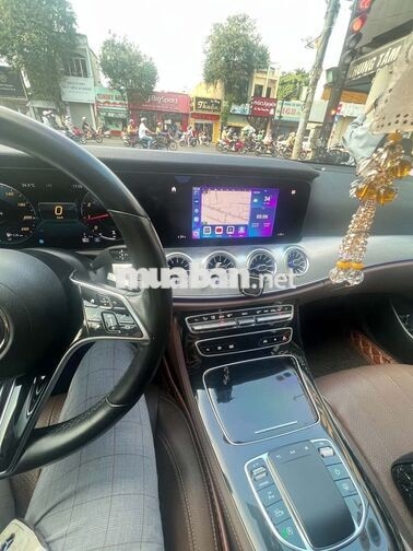 Mercedes-Benz E180 2021 Trắng 8 vạn