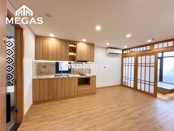 🏠 CĂN HỘ CAO CẤP LẠC LONG QUÂN – GẦN HỒ TÂY – BỒN TẮM & MÁY GIẶT RIÊNG