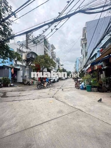 Nhà mới xây, hẻm xe hơi 8m👍👍👍