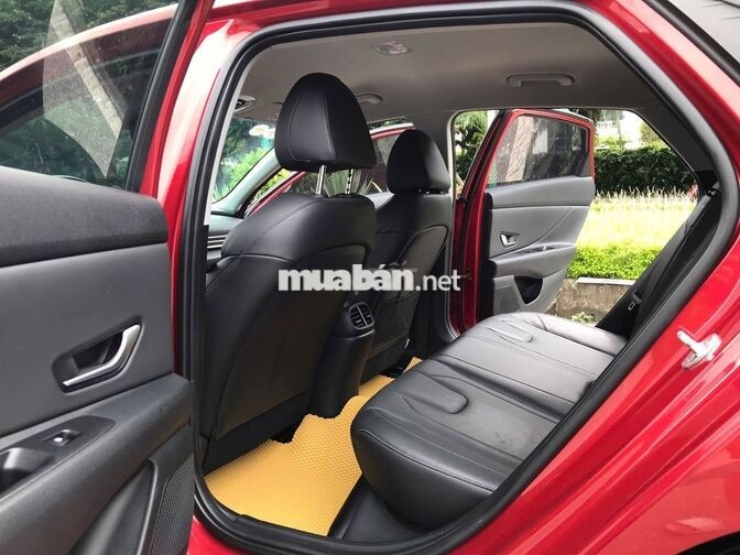 Hyundai Elantra 2.0 2022 Đỏ 22.555km