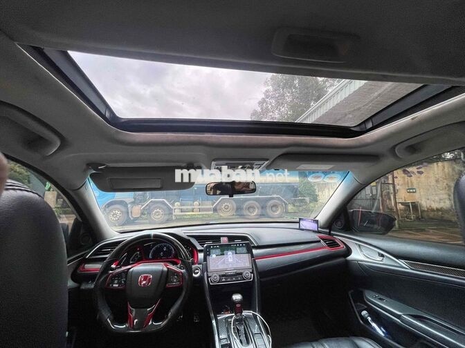 Honda Civic 2017 1.5 Turbo Trắng