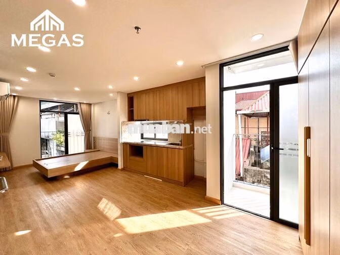 🏠 CĂN HỘ CAO CẤP LẠC LONG QUÂN – GẦN HỒ TÂY – BỒN TẮM & MÁY GIẶT RIÊNG