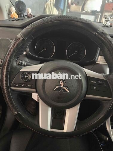 Mitsubishi Xpander Premium 2024 Đen Tự động 7 chỗ