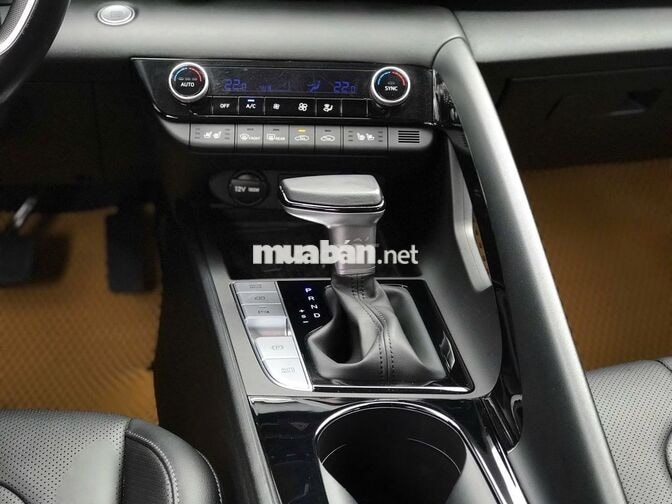 Hyundai Elantra 2.0 2022 Đỏ 22.555km