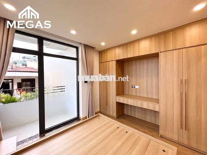 🏠 CĂN HỘ CAO CẤP LẠC LONG QUÂN – GẦN HỒ TÂY – BỒN TẮM & MÁY GIẶT RIÊNG