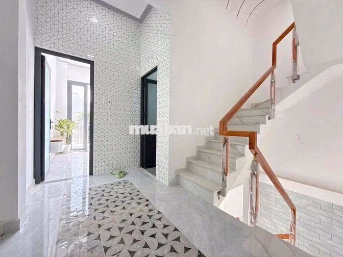 Nhà mới xây, hẻm xe hơi 8m👍👍👍