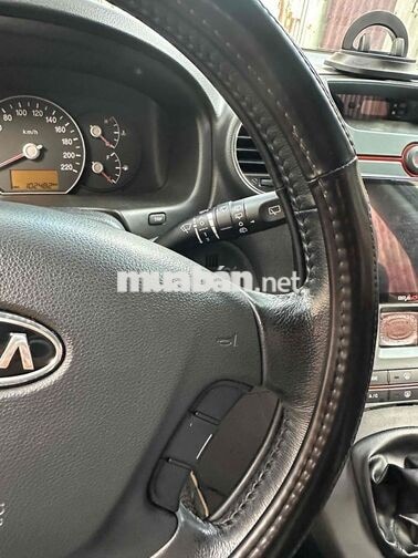 Kia Carens 2011 zin 100%