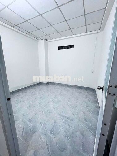 NHÀ CÓ SÂN RỘNG 100M2, 1TRỆT 1LẦU 7,5X23M 3PN 3WC Ở, VP, KHO, CÂY CẢNH