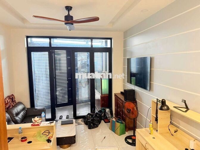 NHÀ MỚI ĐẸP GẦN NGAY ĐƯỜNG LINH ĐÔNG. 1TRỆT 1 LẦU 2PN 2WC. Ở+KD OL, VP