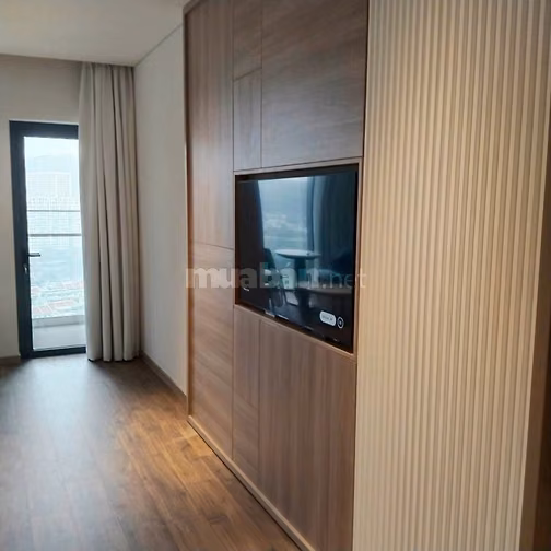 cần bán căn hộ Tòa Àlacarte 5*, sổ đỏ lâu dài, 2,7 tỷ