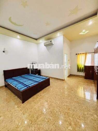 NHÀ 3 PHÒNG NGỦ FULL NỘI THẤT GẦN SIÊU THỊ GO 