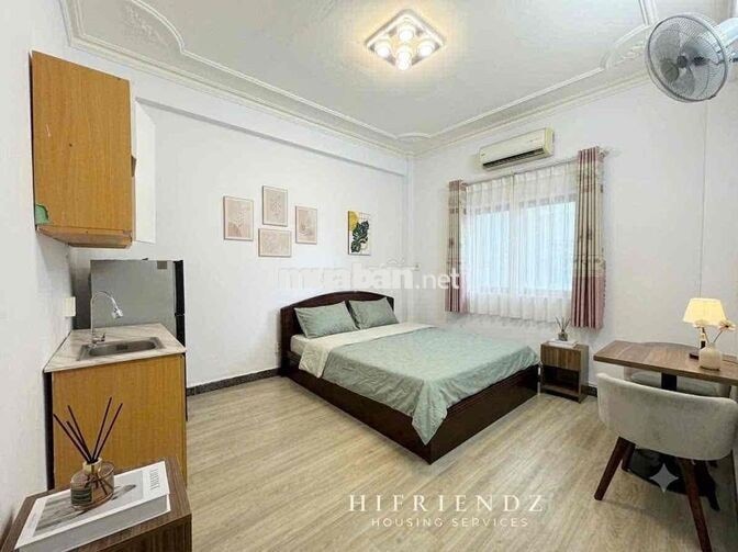 Phòng đầy đủ nội thất - ở được 2/3 người mặt tiền Nguyễn Trãi Quận 5