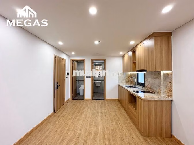 🏠 CĂN HỘ CAO CẤP LẠC LONG QUÂN – GẦN HỒ TÂY – BỒN TẮM & MÁY GIẶT RIÊNG