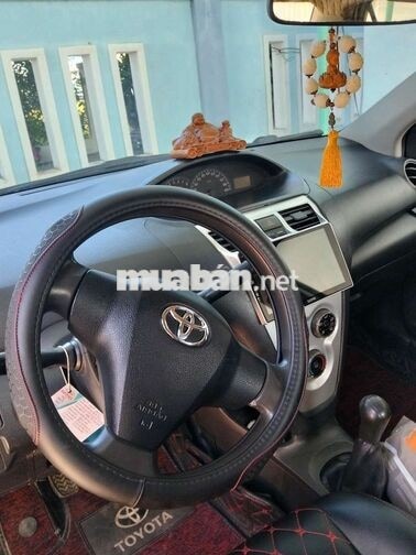 Toyota Vios 2010 Trắng 5 chỗ