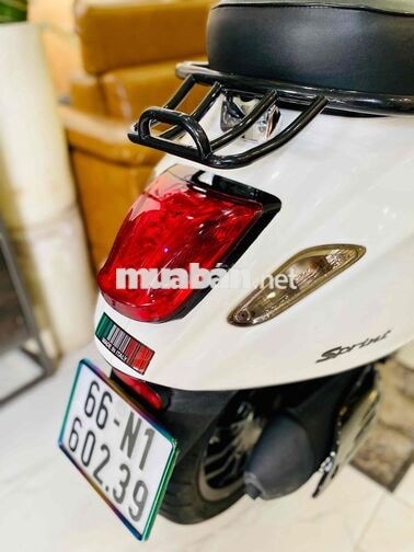 Piaggio Vespa Sprint Trắng