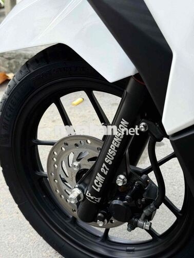 Honda Click Thái 2017 Trắng đen mẫu cũ