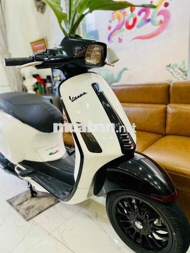 Piaggio Vespa Sprint Trắng