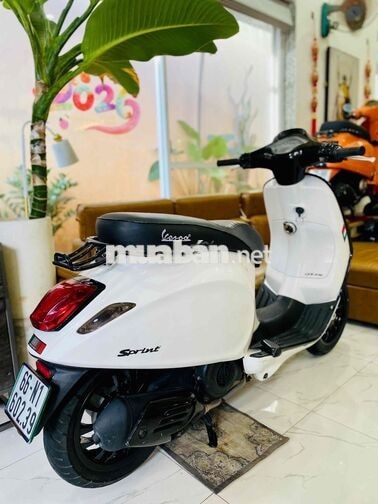 Piaggio Vespa Sprint Trắng
