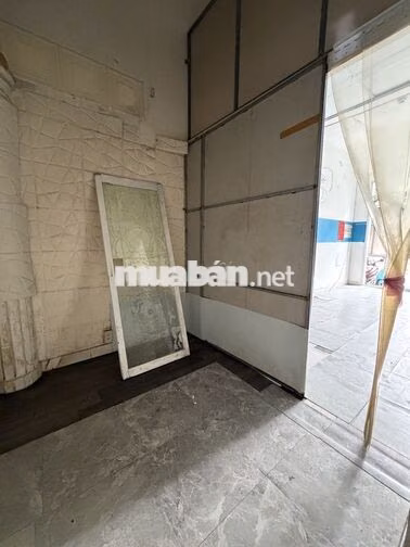 Mặt bằng Điện Biên Phủ, 2.8x7m, Lối đi riêng, WC riêng, lề rộng 3m