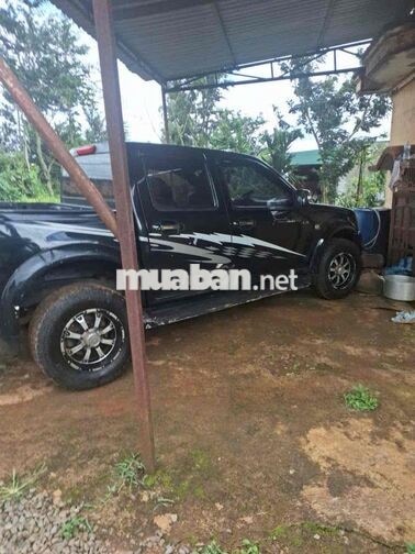 Isuzu D-Max Tự động Đen 5 chỗ