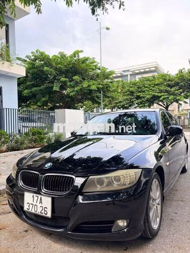 BMW 320 2011 Đen