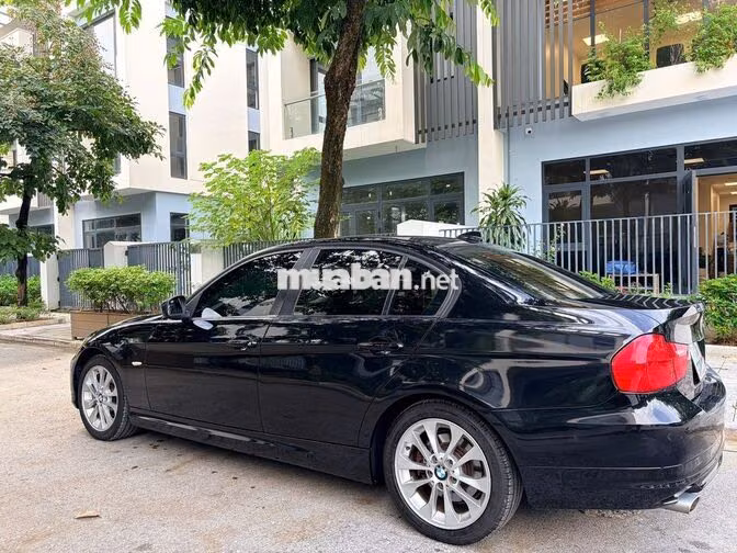 BMW 320 2011 Đen