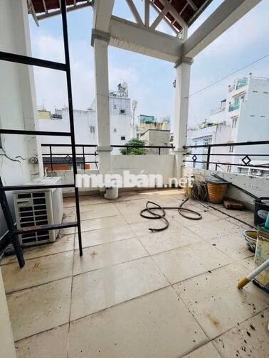 NHÀ ĐẸP Q4- HẺM 4m- 34m2 - 4 LẦU ĐÚC- HOÀN CÔNG- CHỈ 4 TỶ nhỉnh