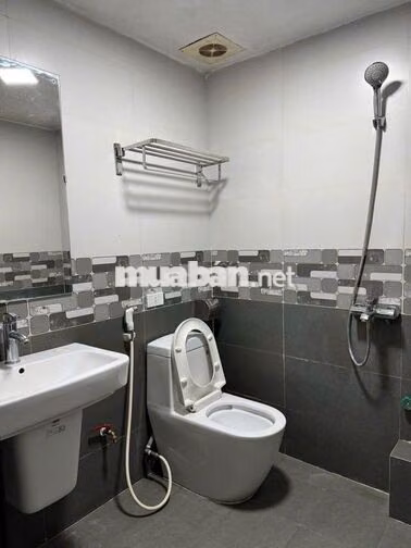 Cho thuê nhà nguyên căn Lai Xá - Hoài Đức, 75m2, 3 tầng, full nội thất