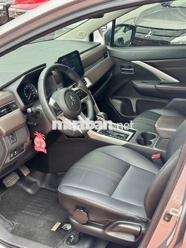 MITSUBISHI XPANDER PREMIUM MÀU XÁM BẠC 2025