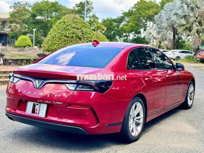 VinFast Lux A2.0 Base Turbo 2021 Đỏ 50.000km