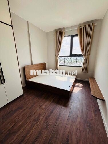 Bán căn góc 2 phòng ngủ hướng đông nam 70m2
