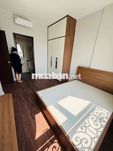 Bán căn góc 2 phòng ngủ hướng đông nam 70m2