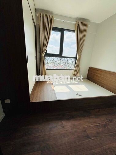 Bán căn góc 2 phòng ngủ hướng đông nam 70m2
