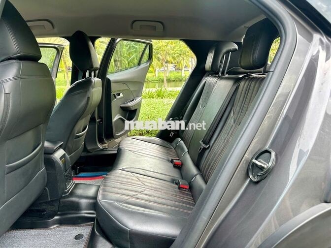 Peugeot 2008 Allure 2025 Số tự động Xám