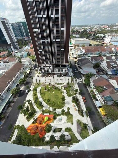 Bán căn góc 2 phòng ngủ hướng đông nam 70m2