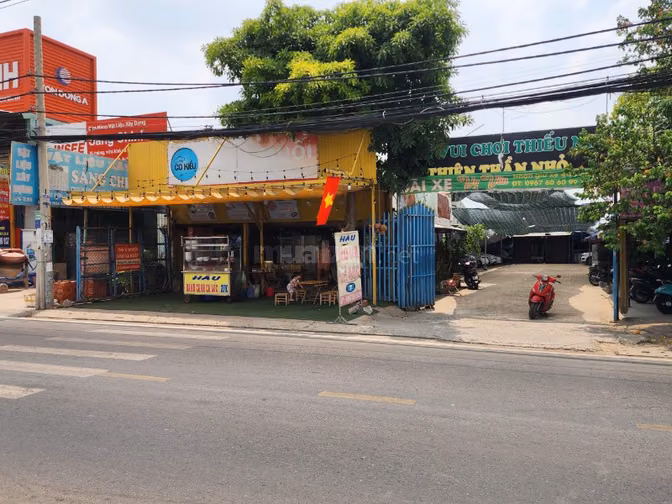 Sang Nhượng MBKD 1.650m² hoặc cho thuê 10m x 50m – 2 Mặt Tiền 