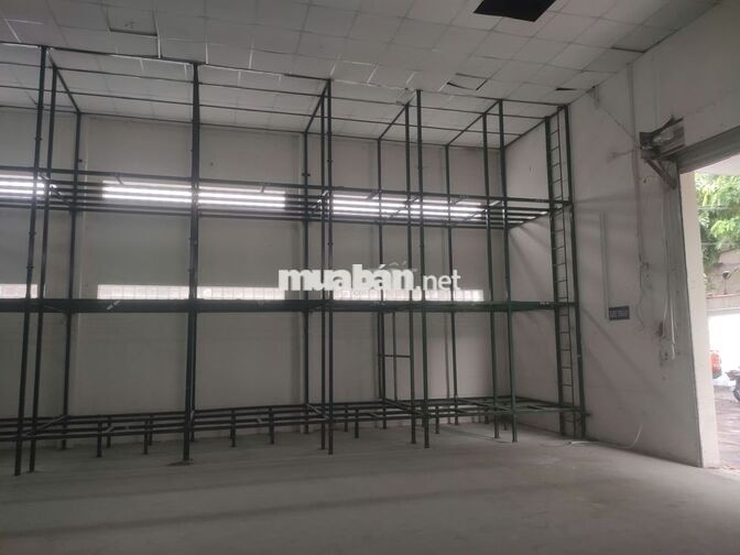 Cho thuê kho trung tâm quận 10, sẵn kệ tầng, bãi đổ xe tải