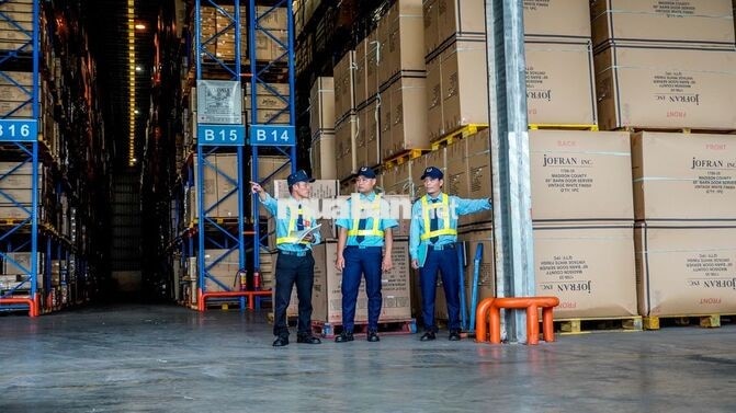 Tuyển nam nữ bảo vệ ca 8 tiếng, 26 công