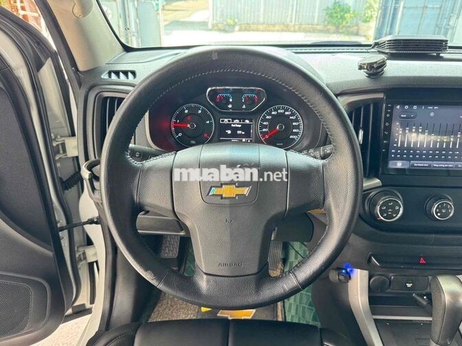Chevrolet Trailblazer 2.5AT 2018 Trắng Tự động