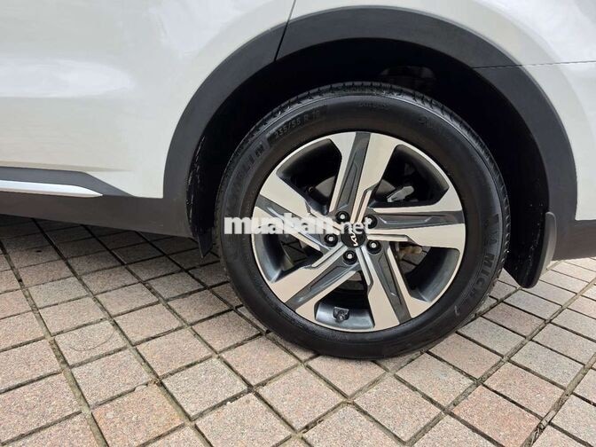 SORENTO 2021 MODEL 2022 PREMIUM 2 CẦU MÁY DẦU