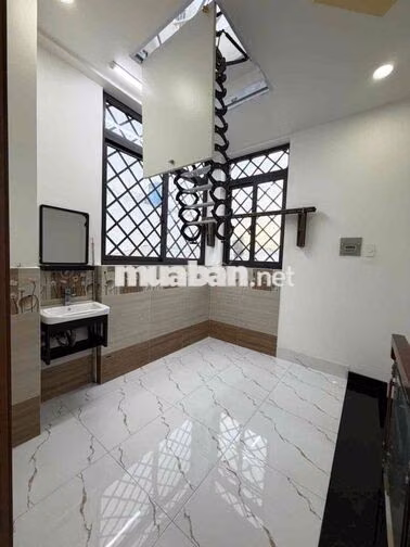 Bán nhà hẻm 1283 huỳnh tấn phát quận 7